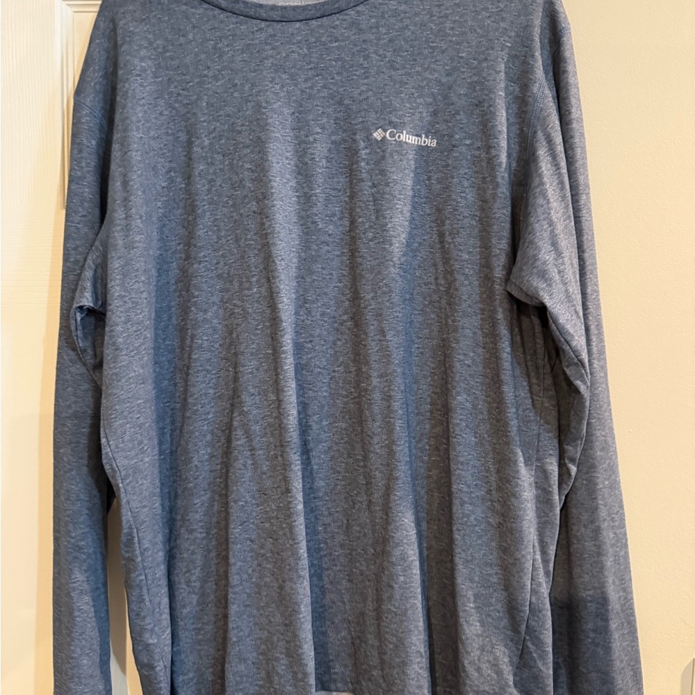 Columbia Blue Long Sleeve Tee for Casual Comfort